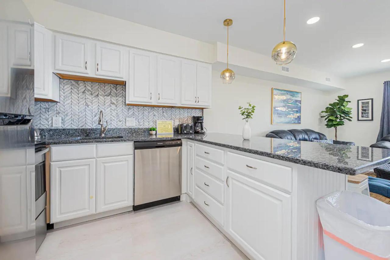Marylander Condominiums, 90 Steps From The Beach Ocean City Exterior photo
